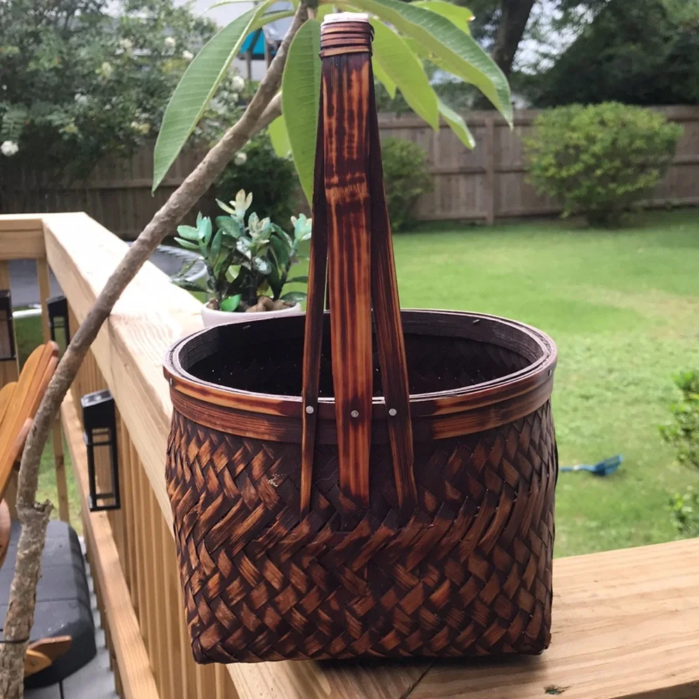 Wicker basket